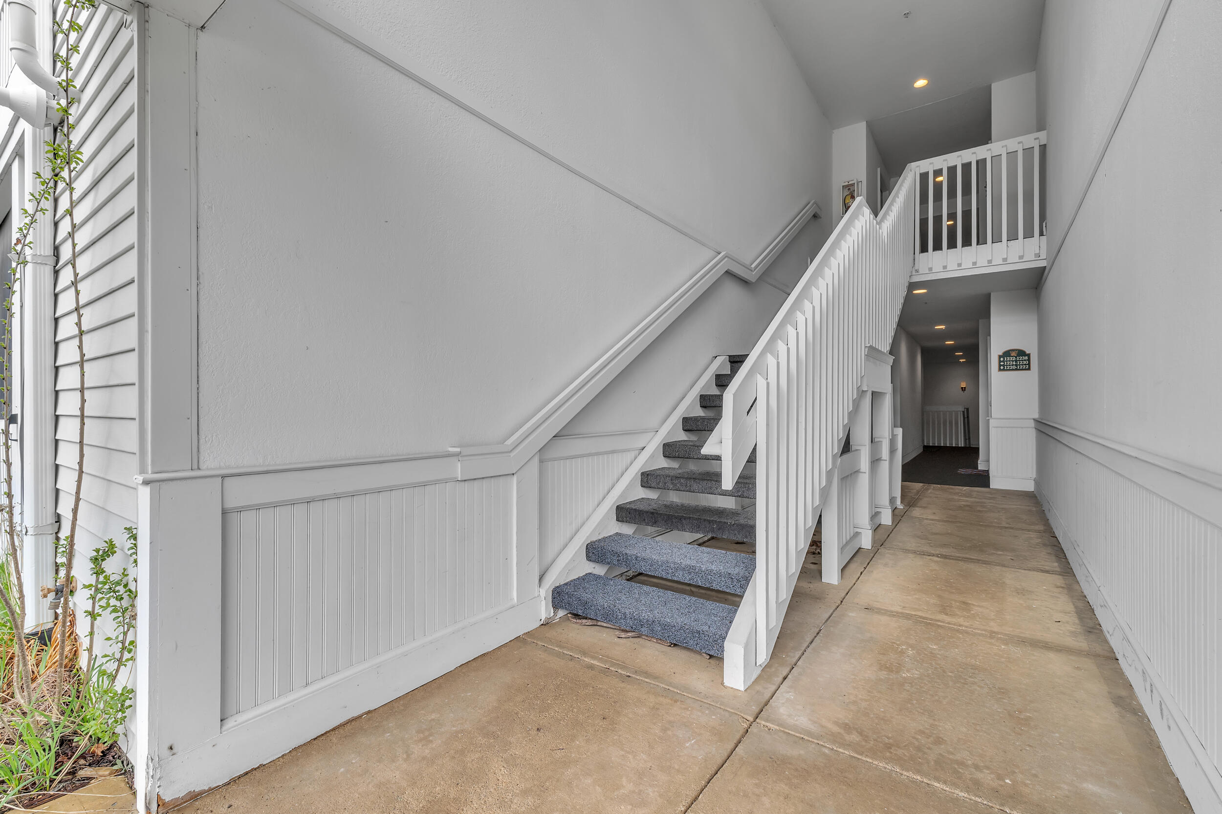 1224 Joyce Lane