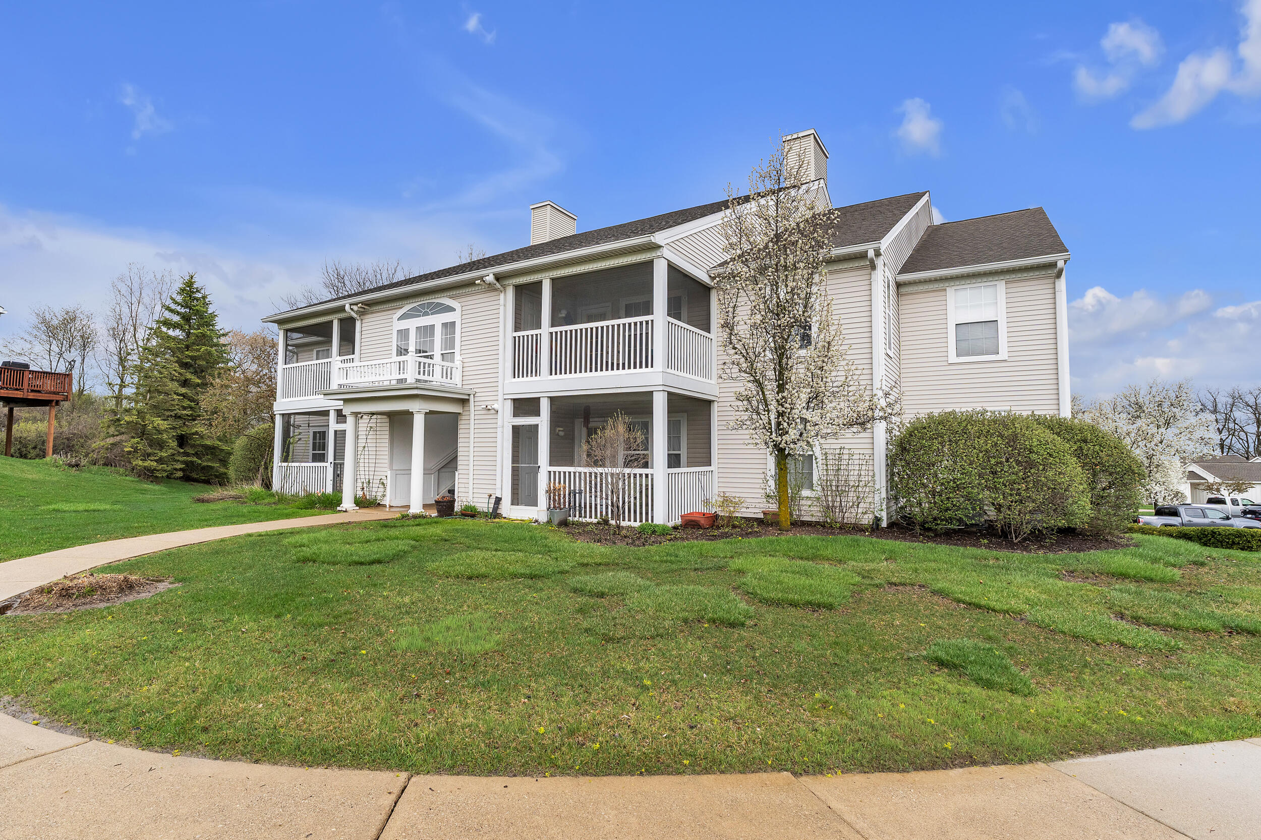 1224 Joyce Lane
