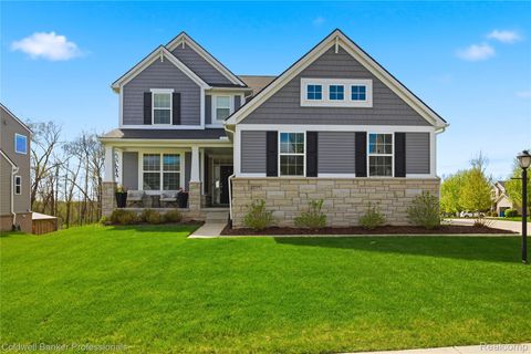 2323 Yasmin Drive Commerce Charter Township MI 48382