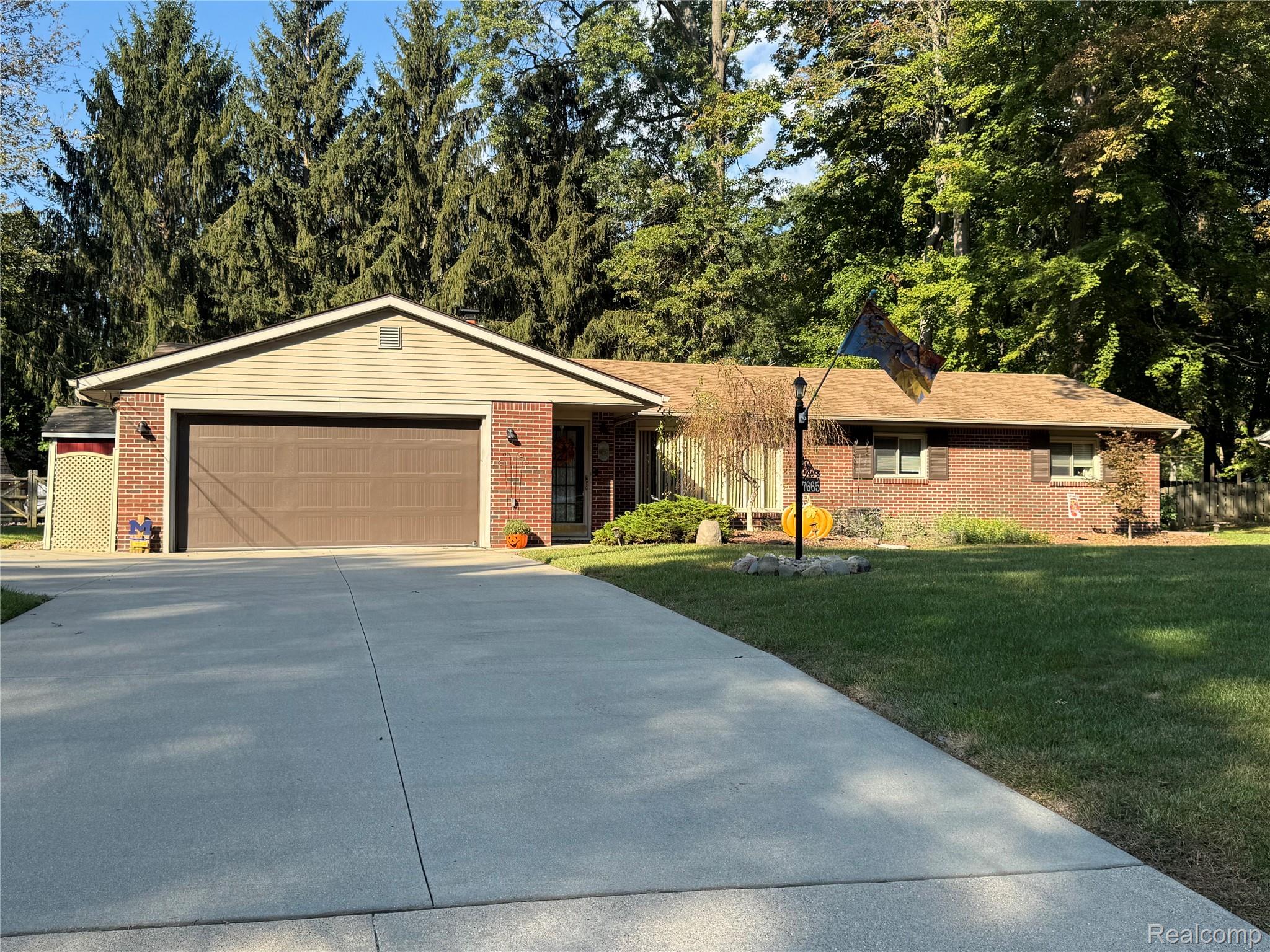 7665 Apache Trail Road