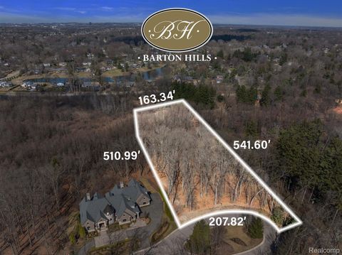 175 BRIDGEVIEW Drive Bloomfield Hills City MI 48304