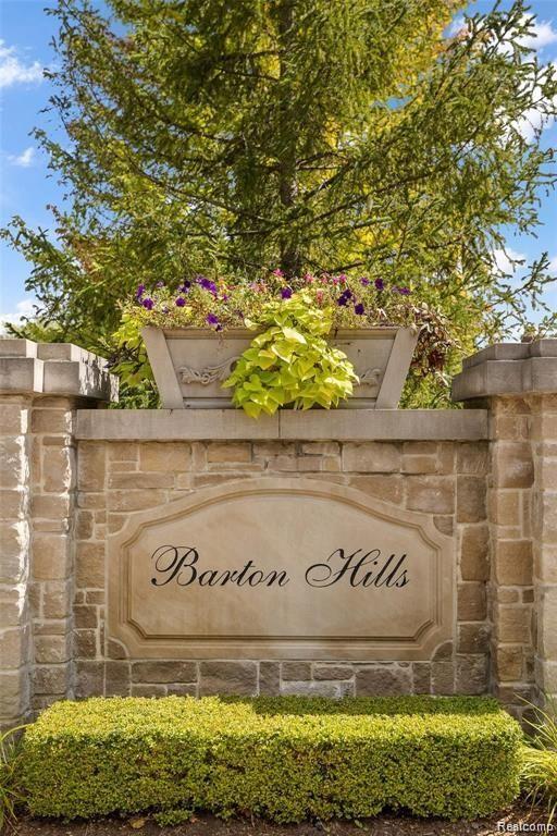 175 BRIDGEVIEW Drive