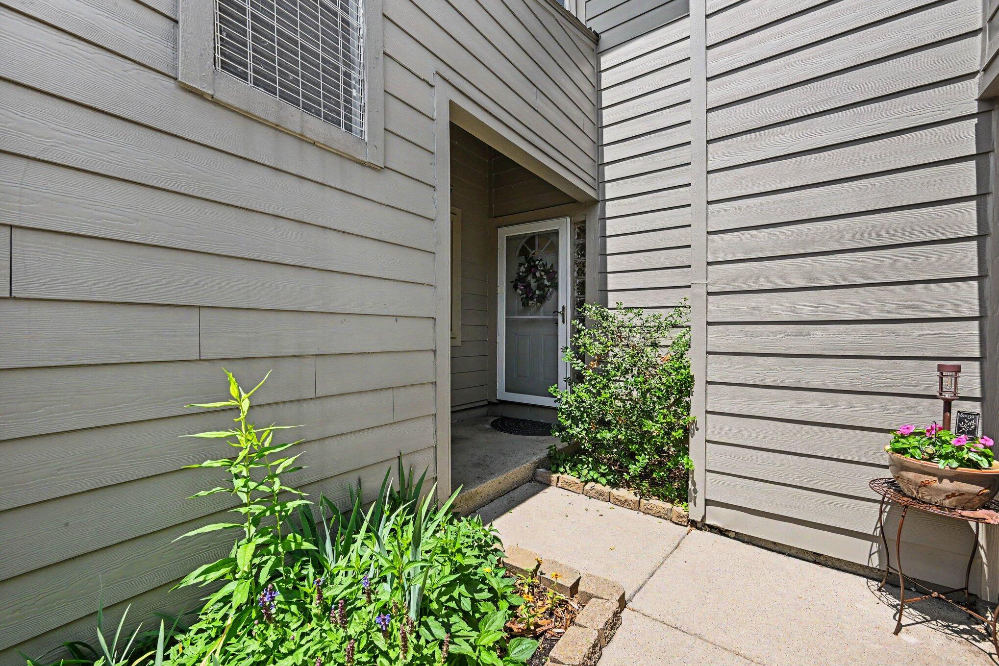 620 Peninsula Court