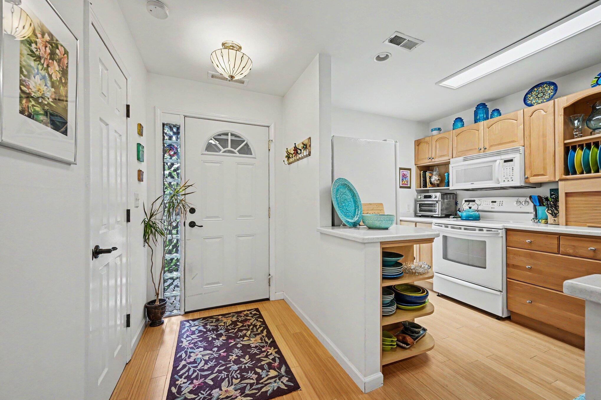 620 Peninsula Court