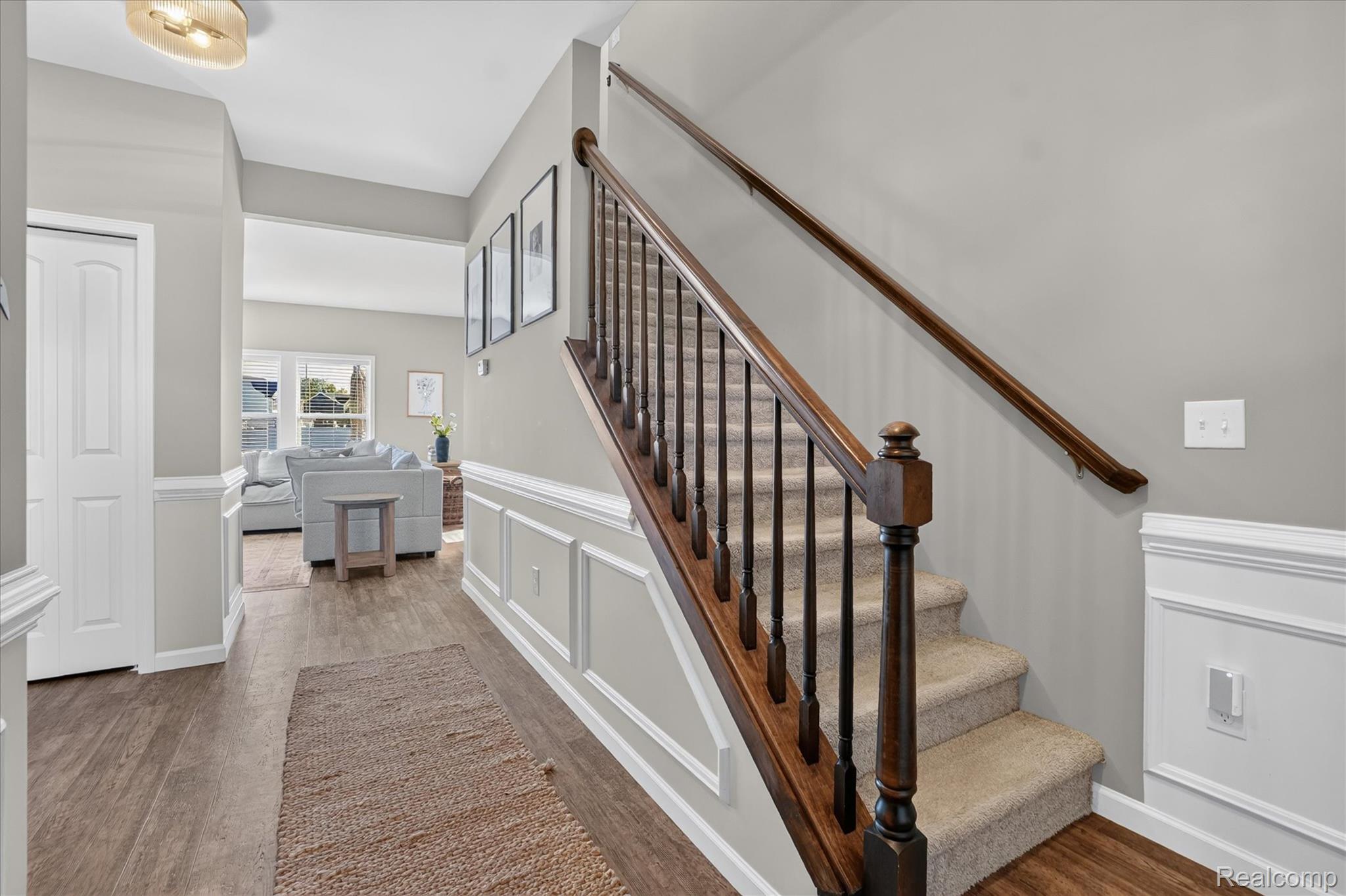 1031 Autumn Park Trail