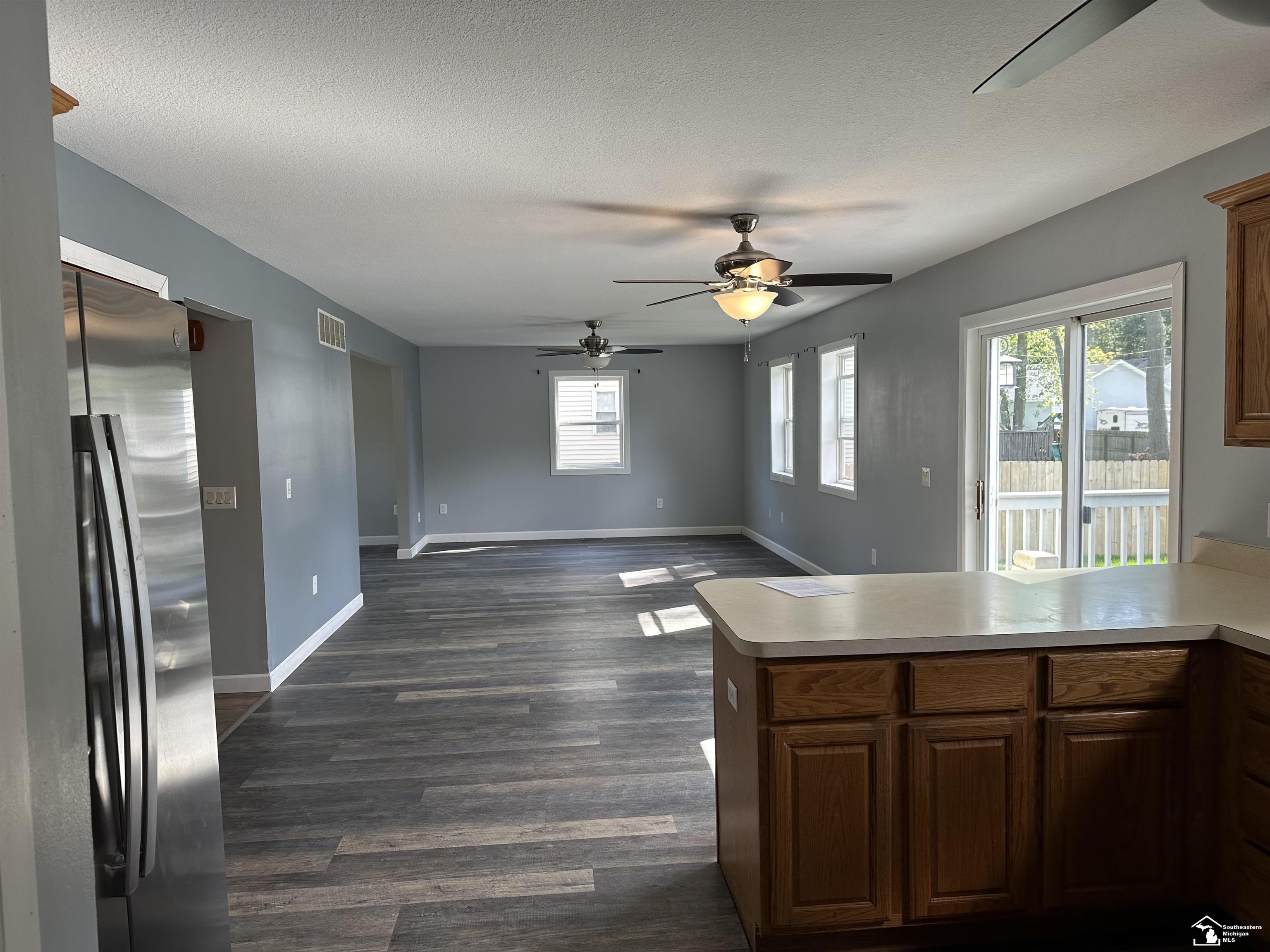 7875 Forrestway Drive