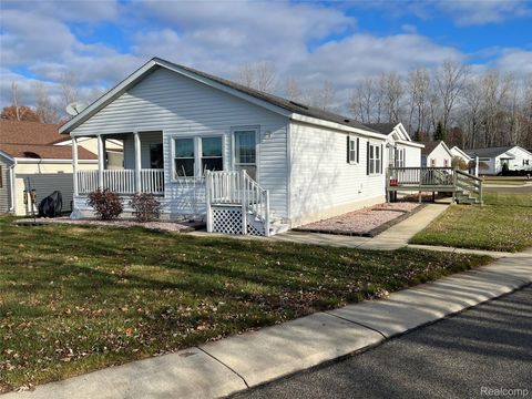 529 Swan Creek Court Kimball Township MI 48074