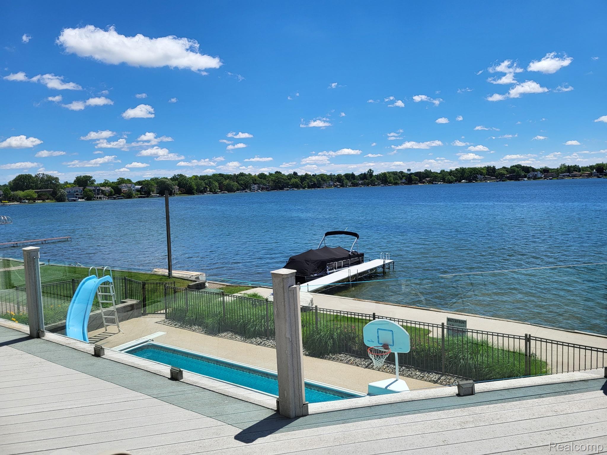 1296 Labrosse Drive