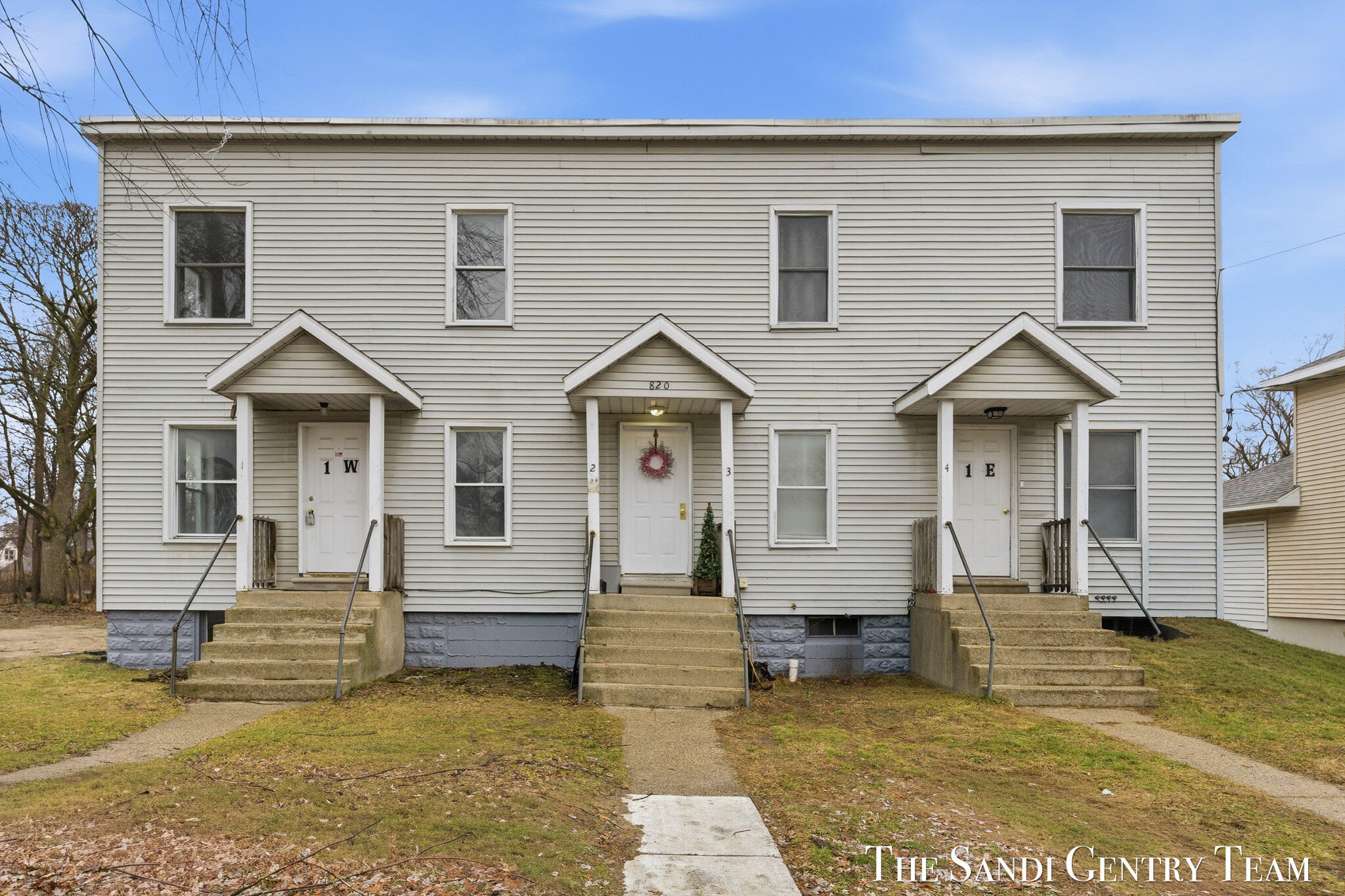 820 W Southern Avenue