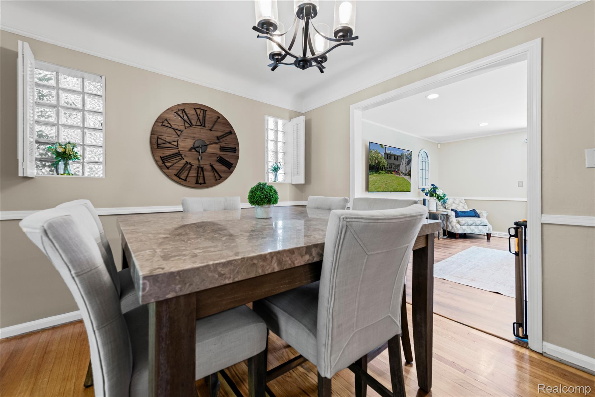 740 N Melborn Street