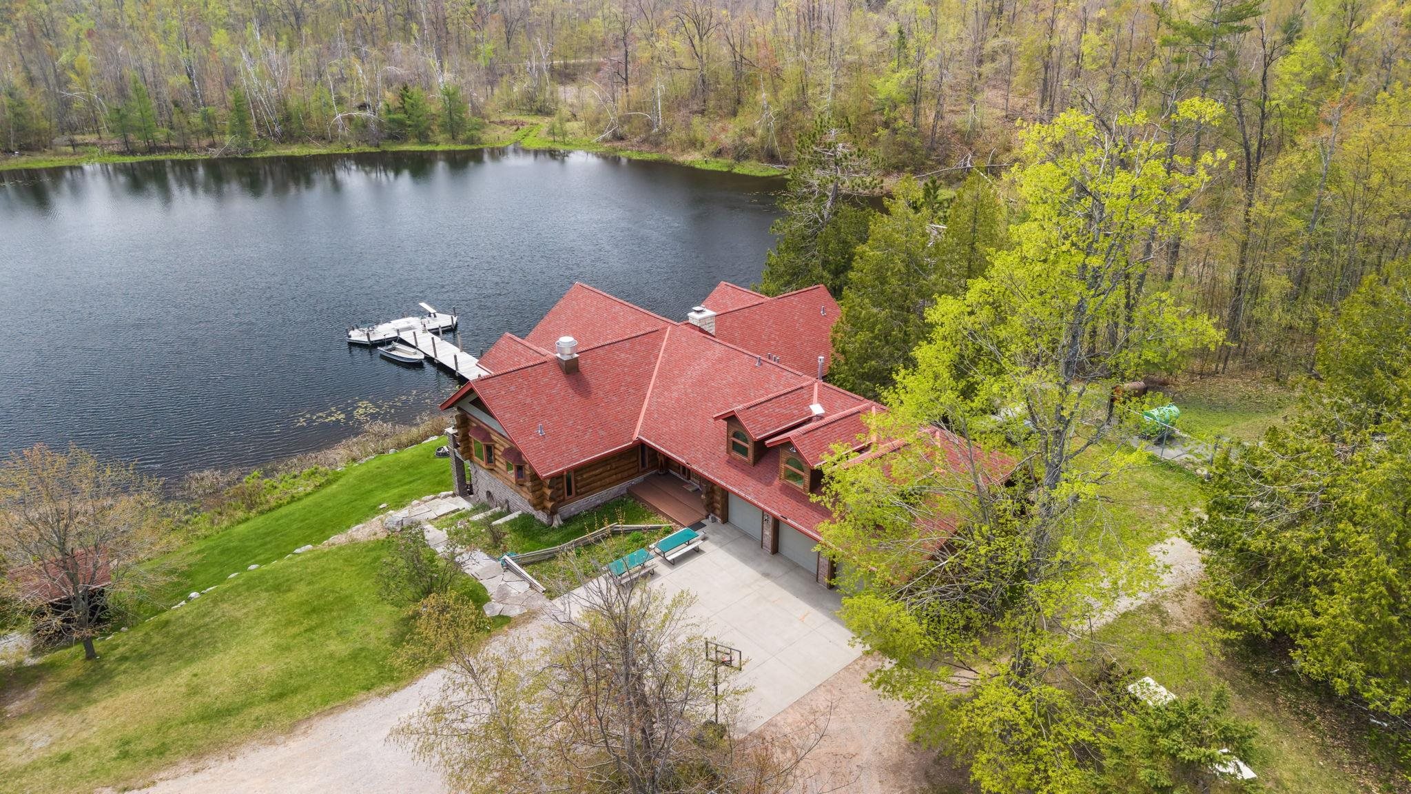 438 W Hill Road