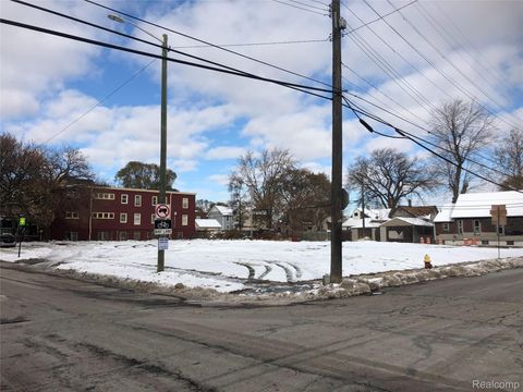 Photo for 346 W GRAND Boulevard