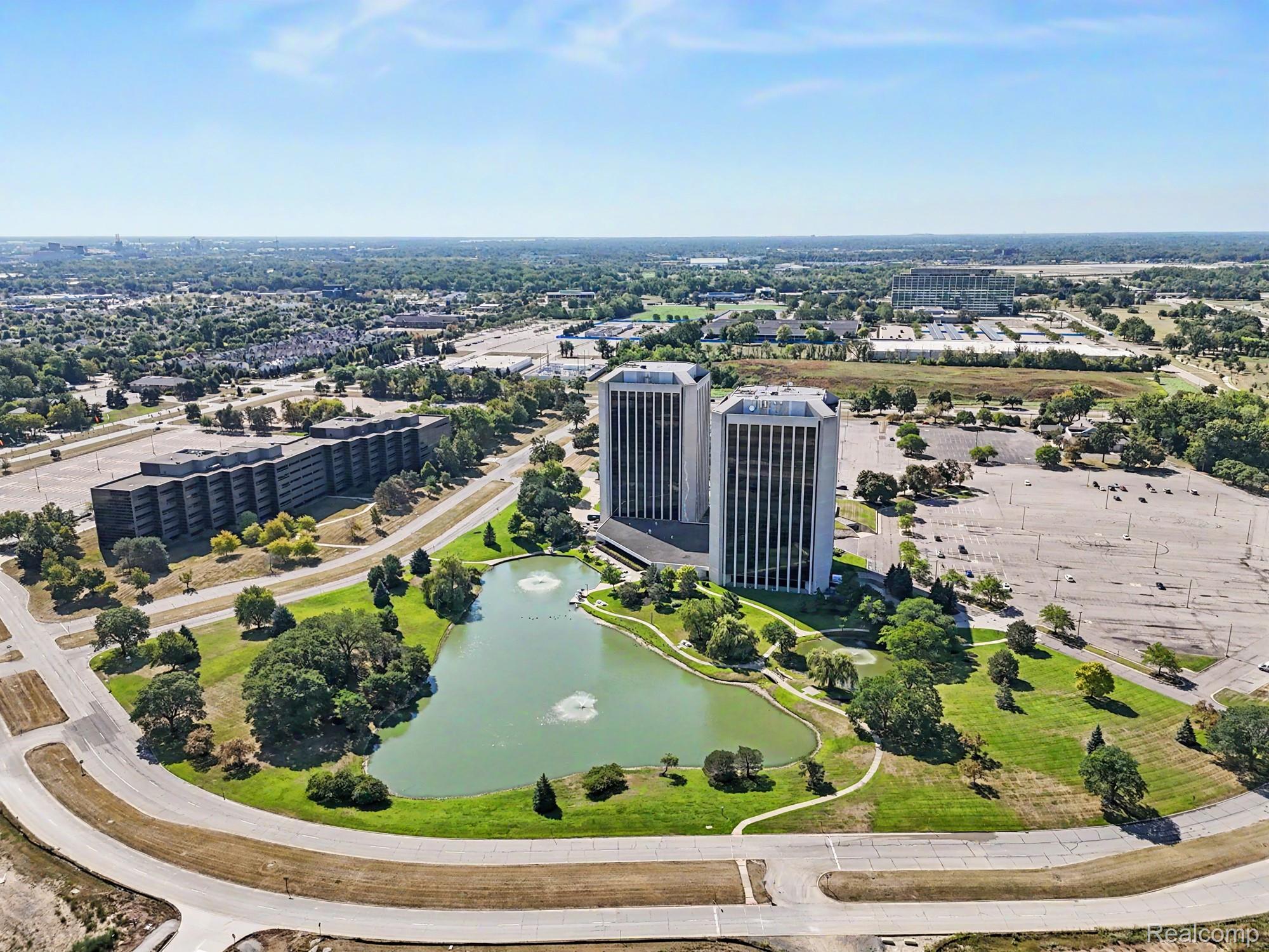 1 Parklane Boulevard W1120-W1124
