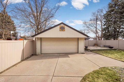 Tiny photo for 24440 Phlox Avenue, Eastpointe City, MI 48021 (MLS # 58050201448)