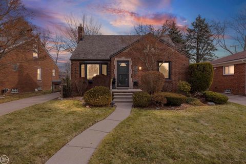 Photo of 24440 Phlox Avenue, Eastpointe City, MI 48021 (MLS # 58050201448)