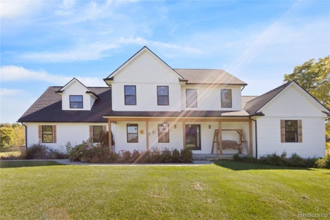 Photo for 1989 S Lapeer Road