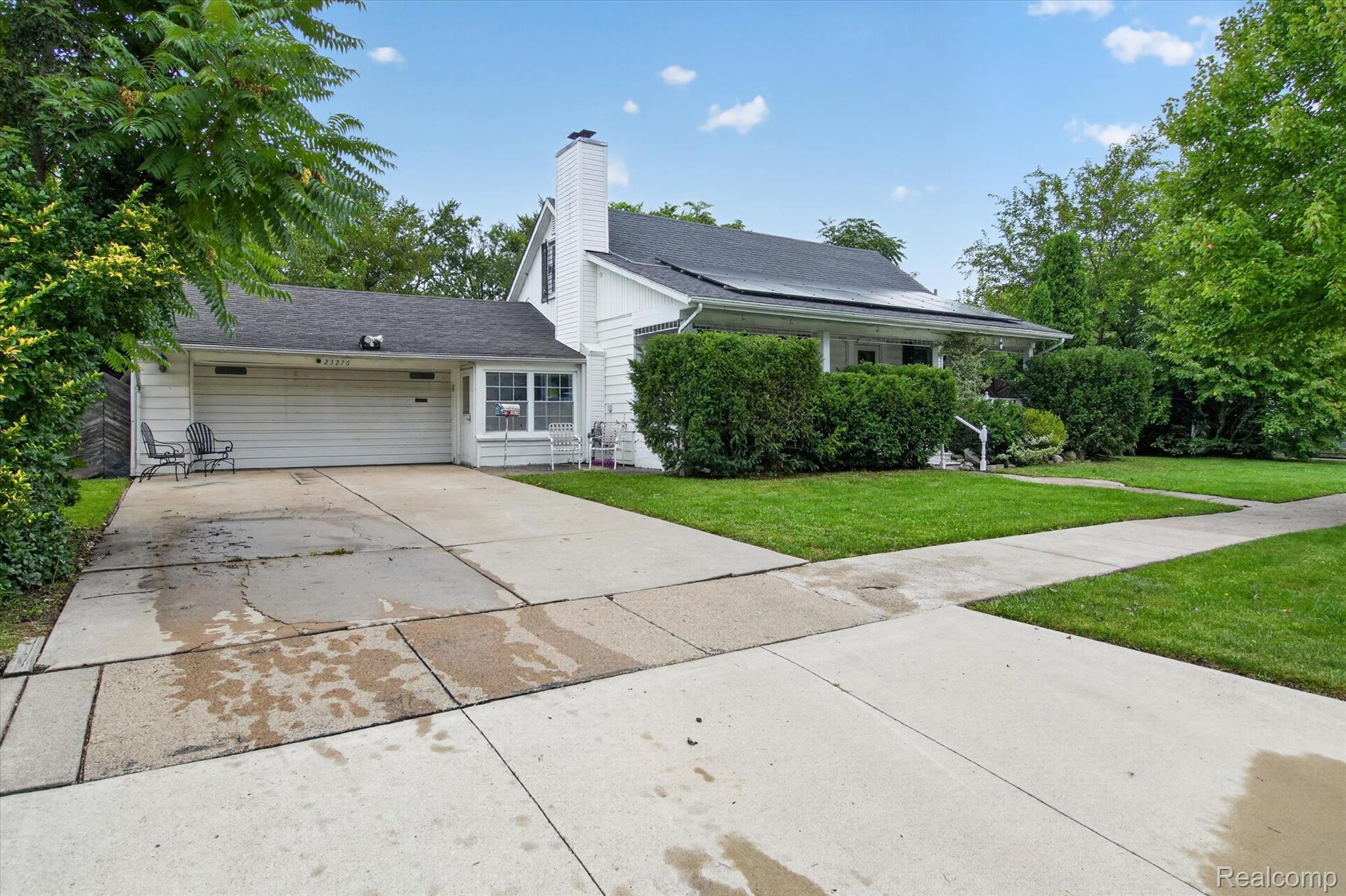 23276 Annapolis Street