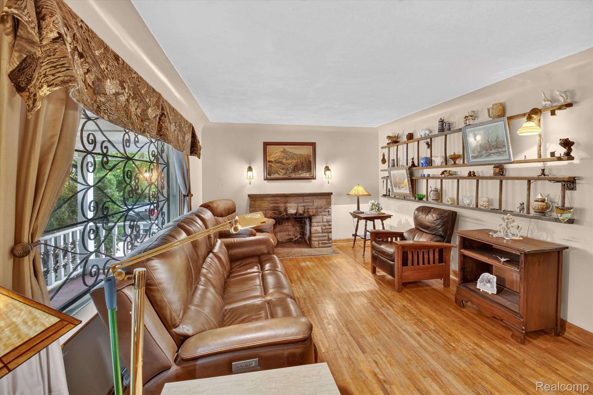 23276 Annapolis Street