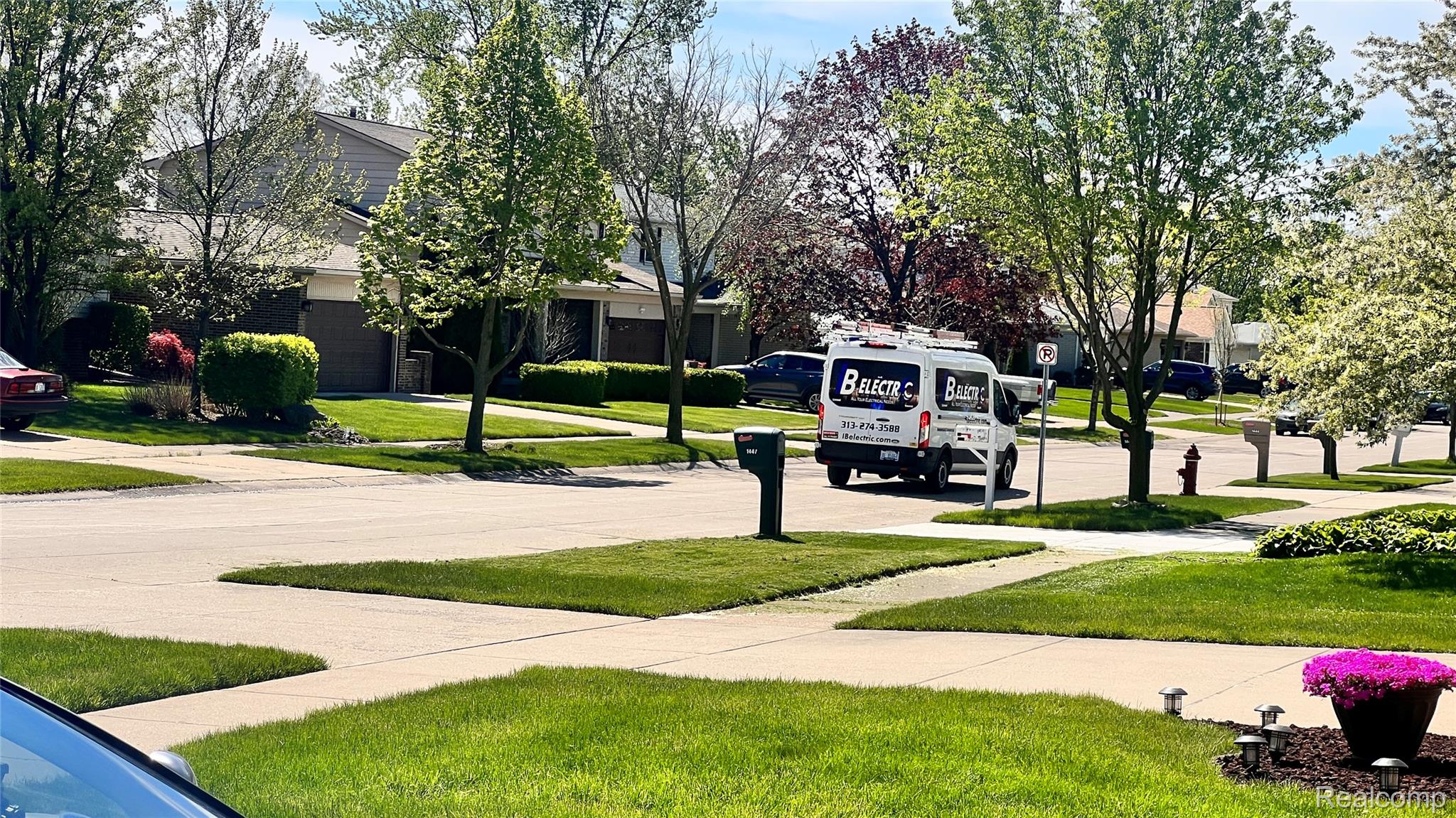 1459 Leafgreen Drive