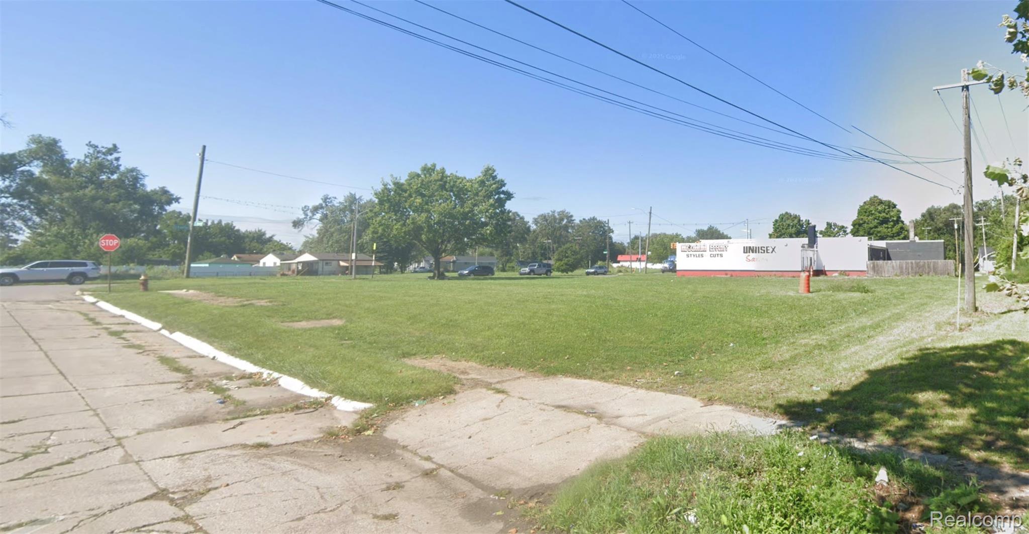 2733 S Schaefer Highway