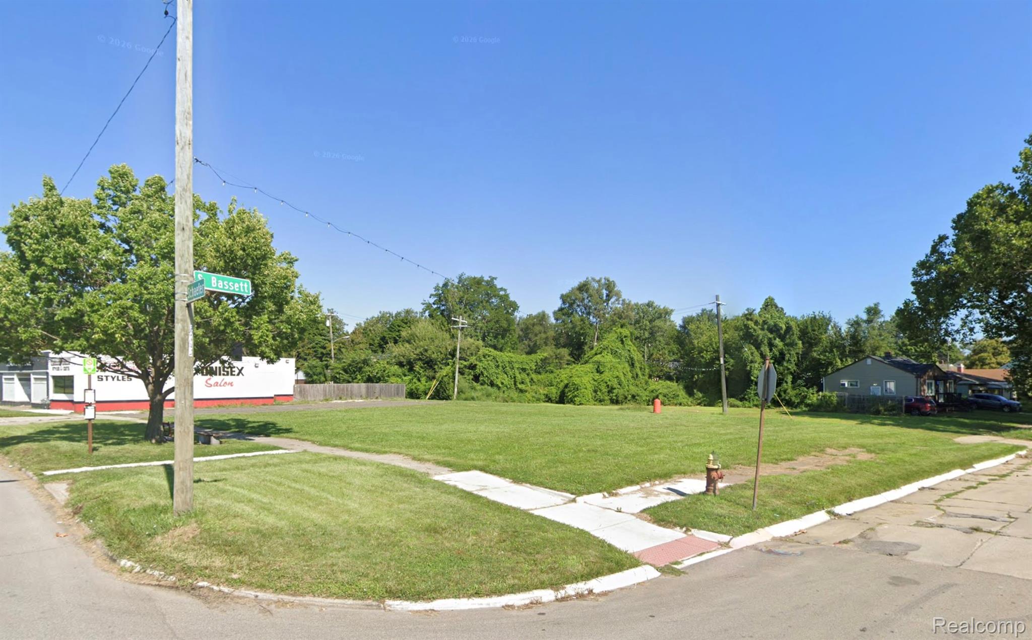 2733 S Schaefer Highway