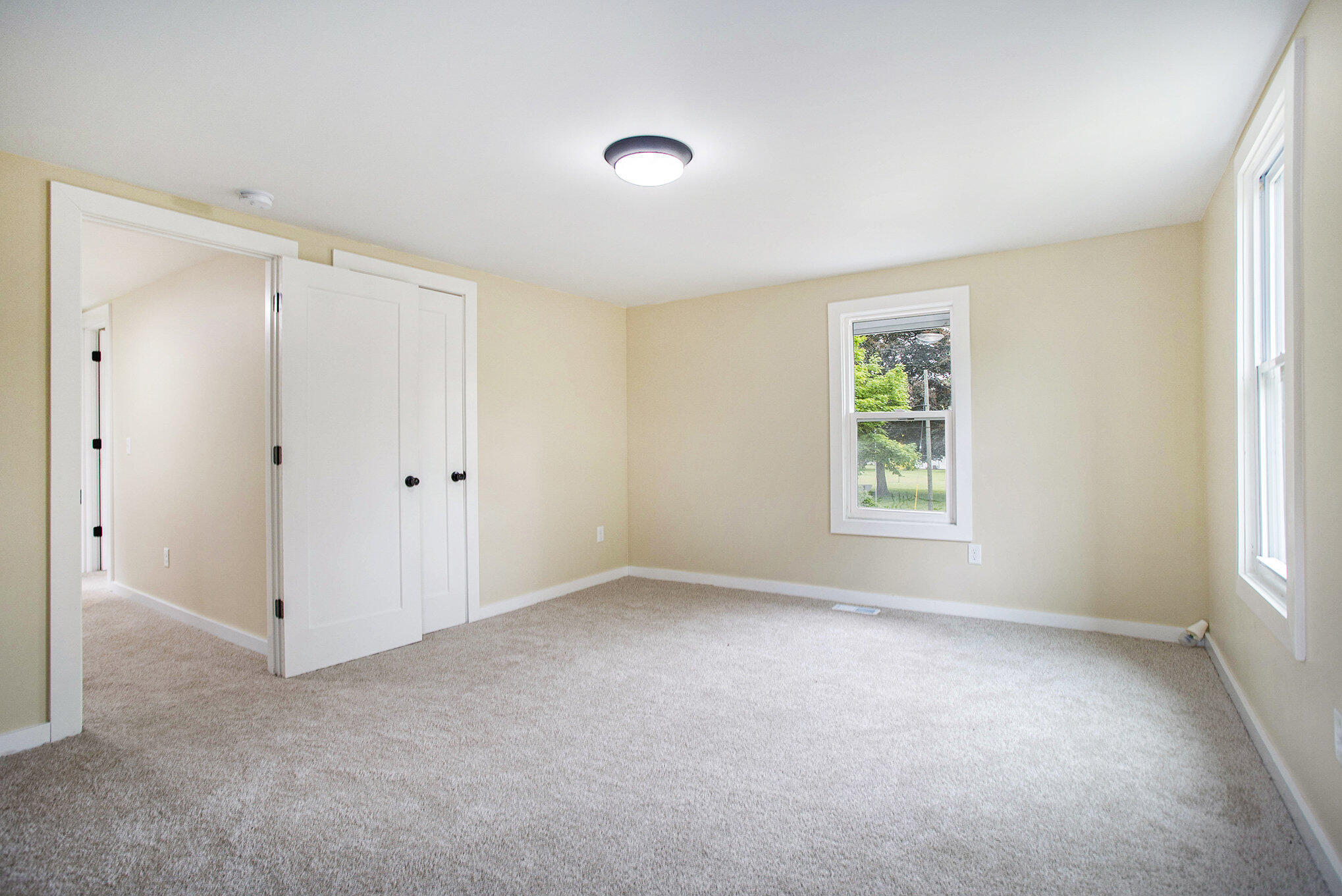 Union City Village, Michigan 49094, United States, 4 Bedrooms Bedrooms, ,2 BathroomsBathrooms,Residential,Active,138850