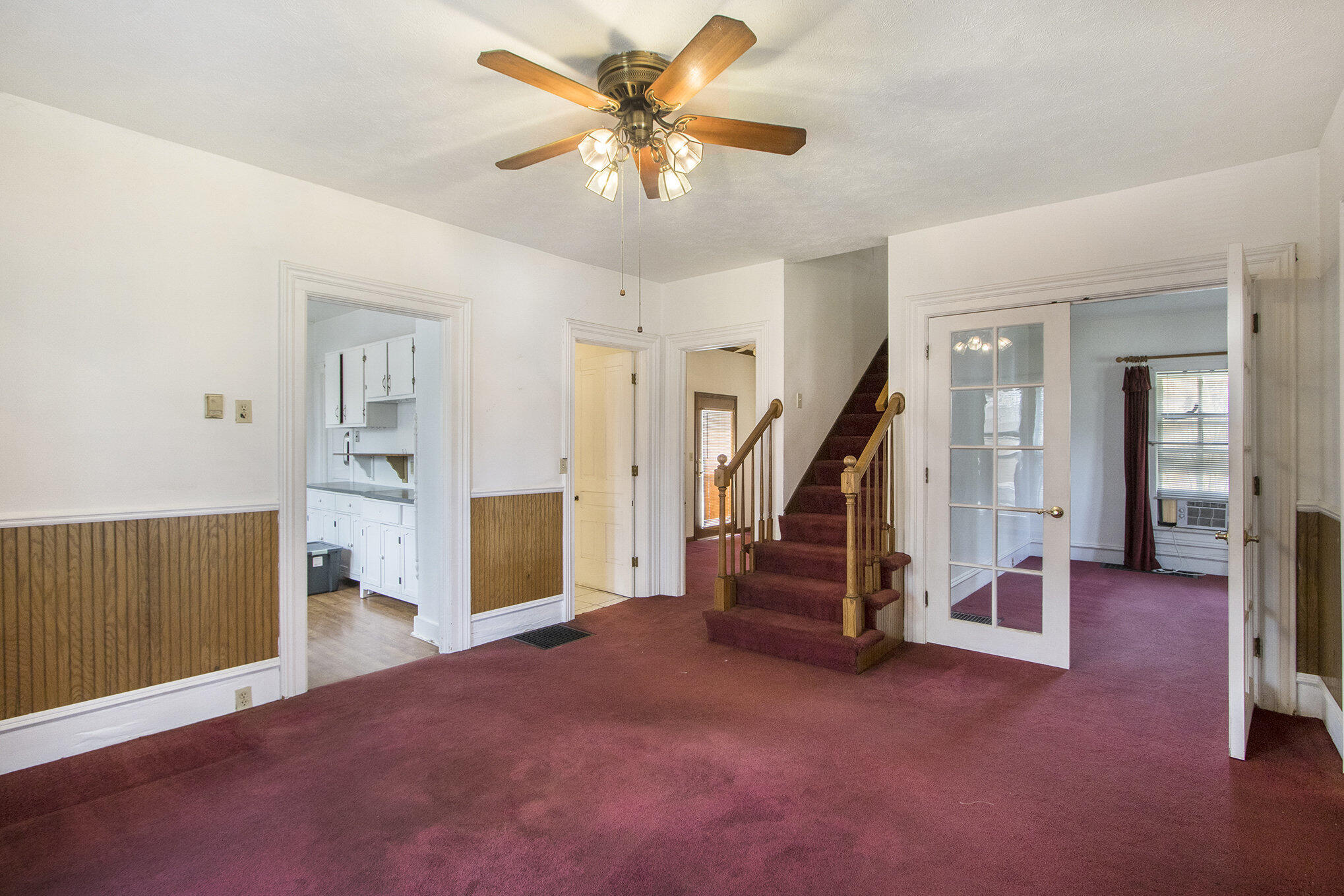 427 W Chart Street