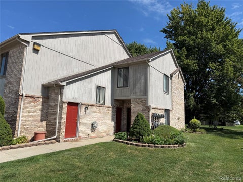 Photo for 16149 Clarkson Drive