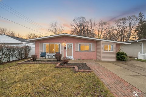 631 Forest Street Westland City MI 48186