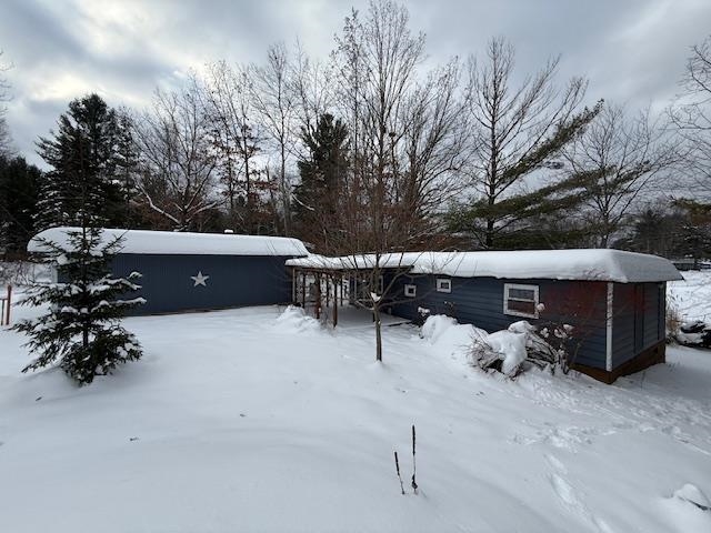 5921 N Bayshore Drive