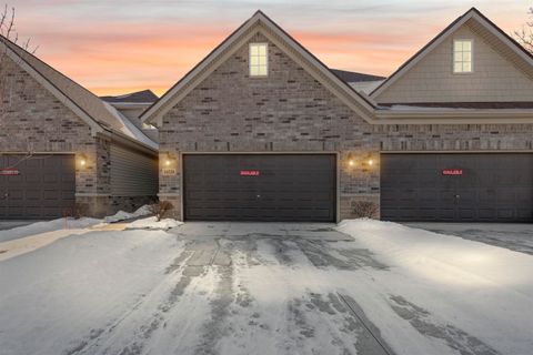 Photo of 16520 Savor Lane, Clinton Charter Township, MI 48035 (MLS # 58050201750)