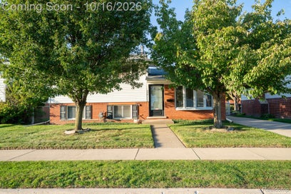534 Saint John Street Wyandotte City MI 48192