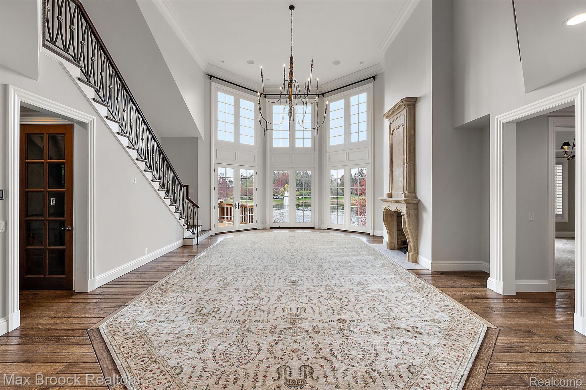 2921 Turtle Pond Court