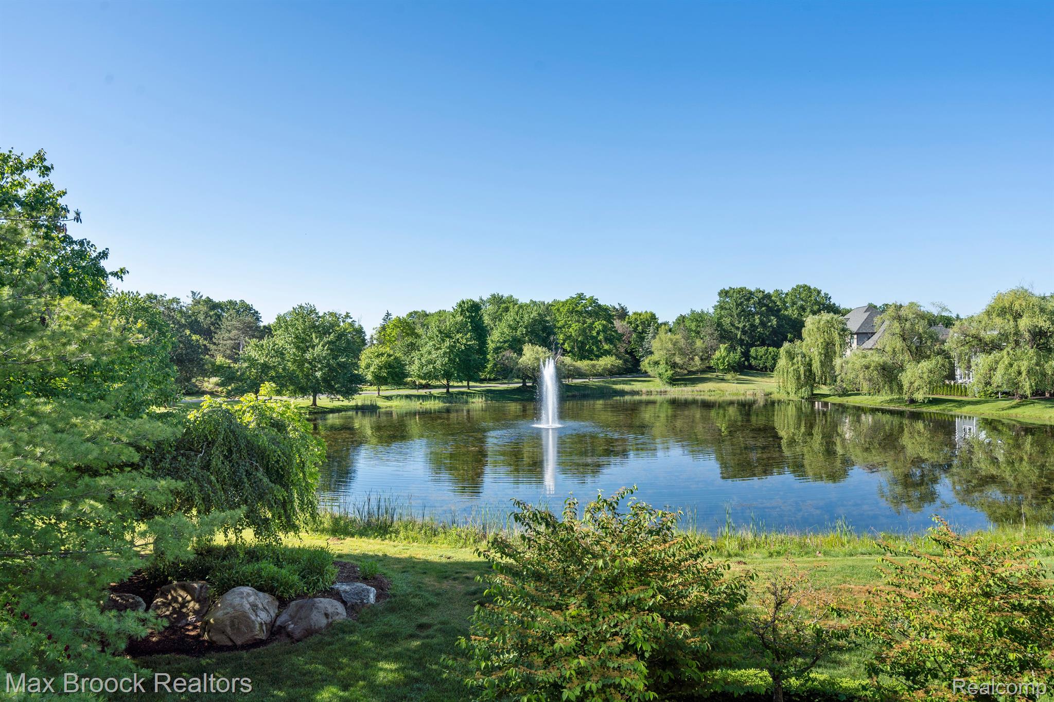 2921 Turtle Pond Court