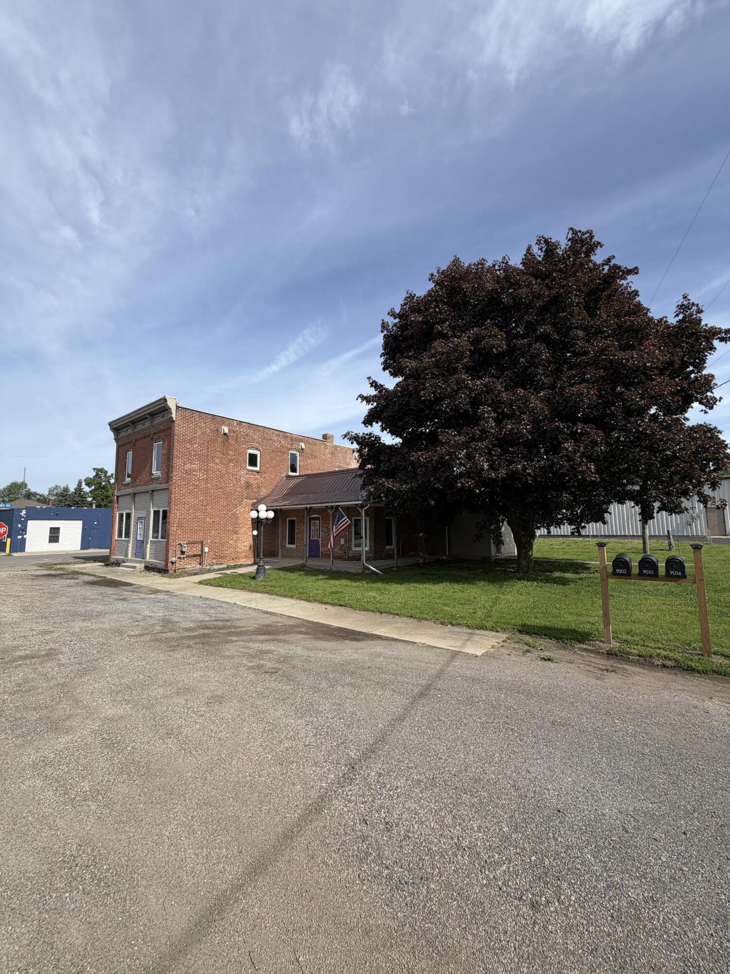 9002 E Market Road