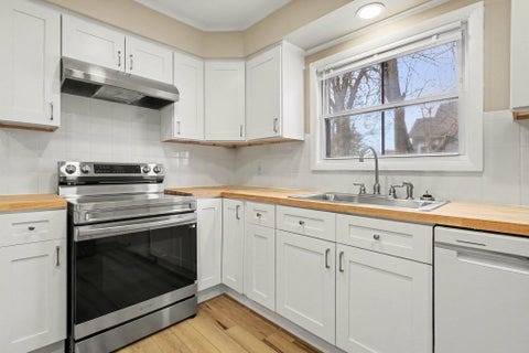 Tiny photo for 154 Carrier Street NE, Grand Rapids City, MI 49505 (MLS # 53026044167)