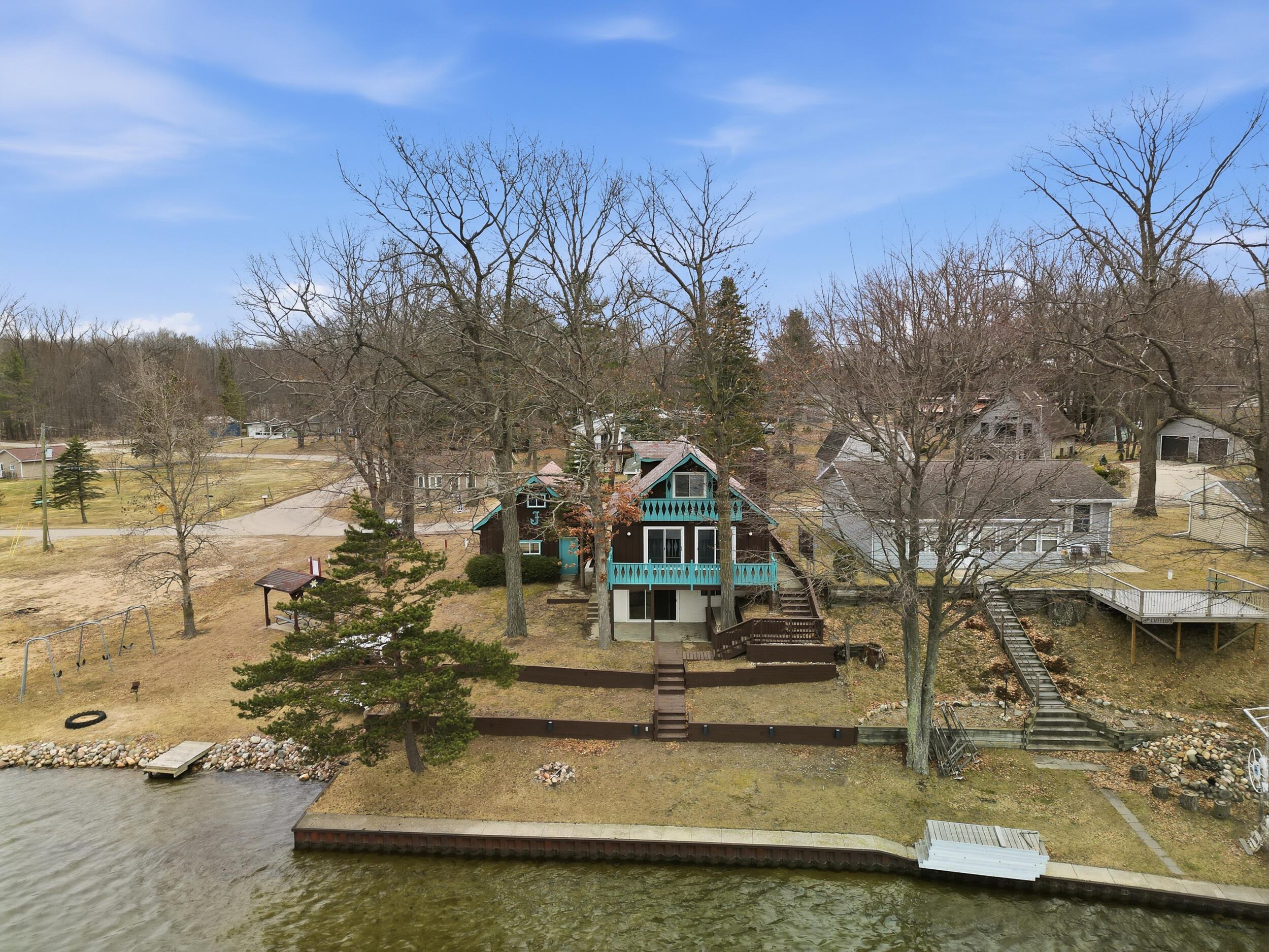 6221 Honeymoon Drive