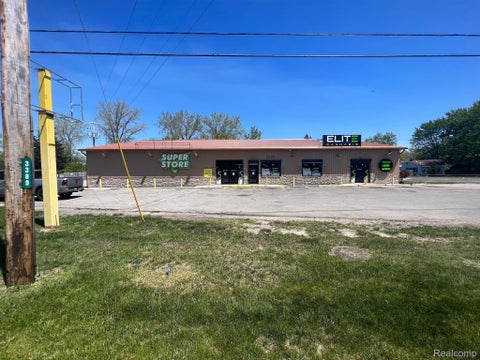 Photo for 3389 S HURON Road A