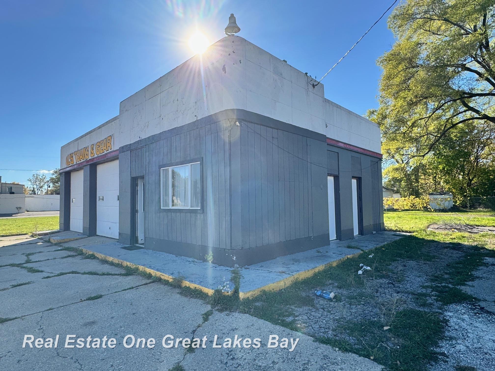 3326 S Saginaw Street