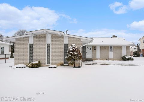 18746 Westbrook Drive Livonia City MI 48152