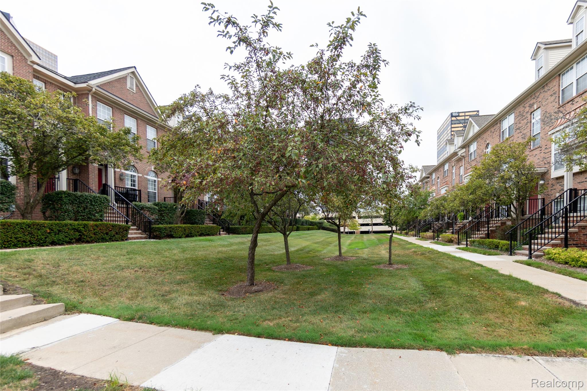 25540 Saint James