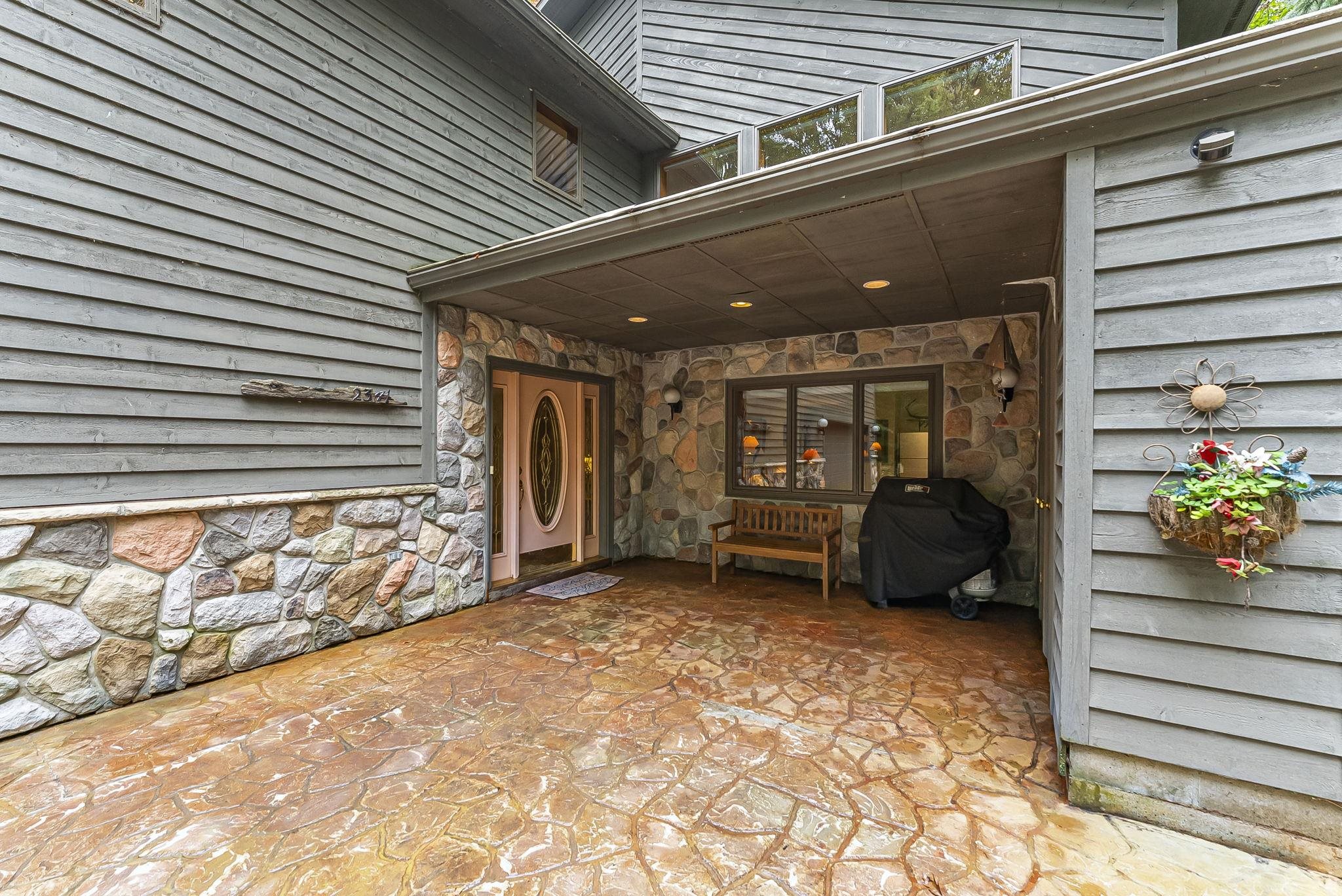 2341 San Marino Trail