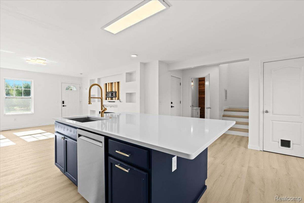 335 Sunbury Drive
