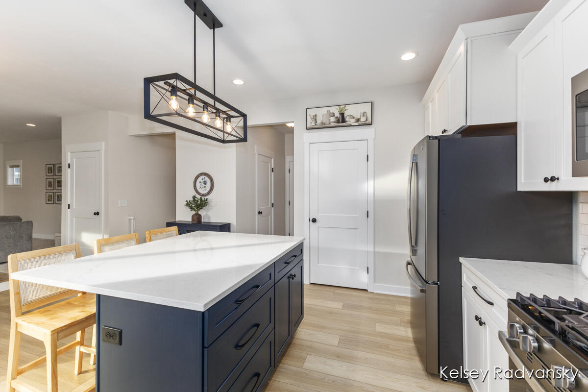 6450 Estate Drive SW