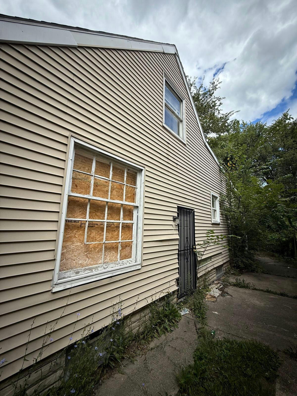 19180 Bradford Avenue