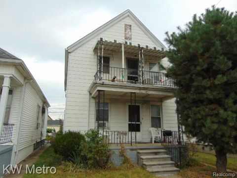 11440 Mitchell Street Hamtramck City MI 48212