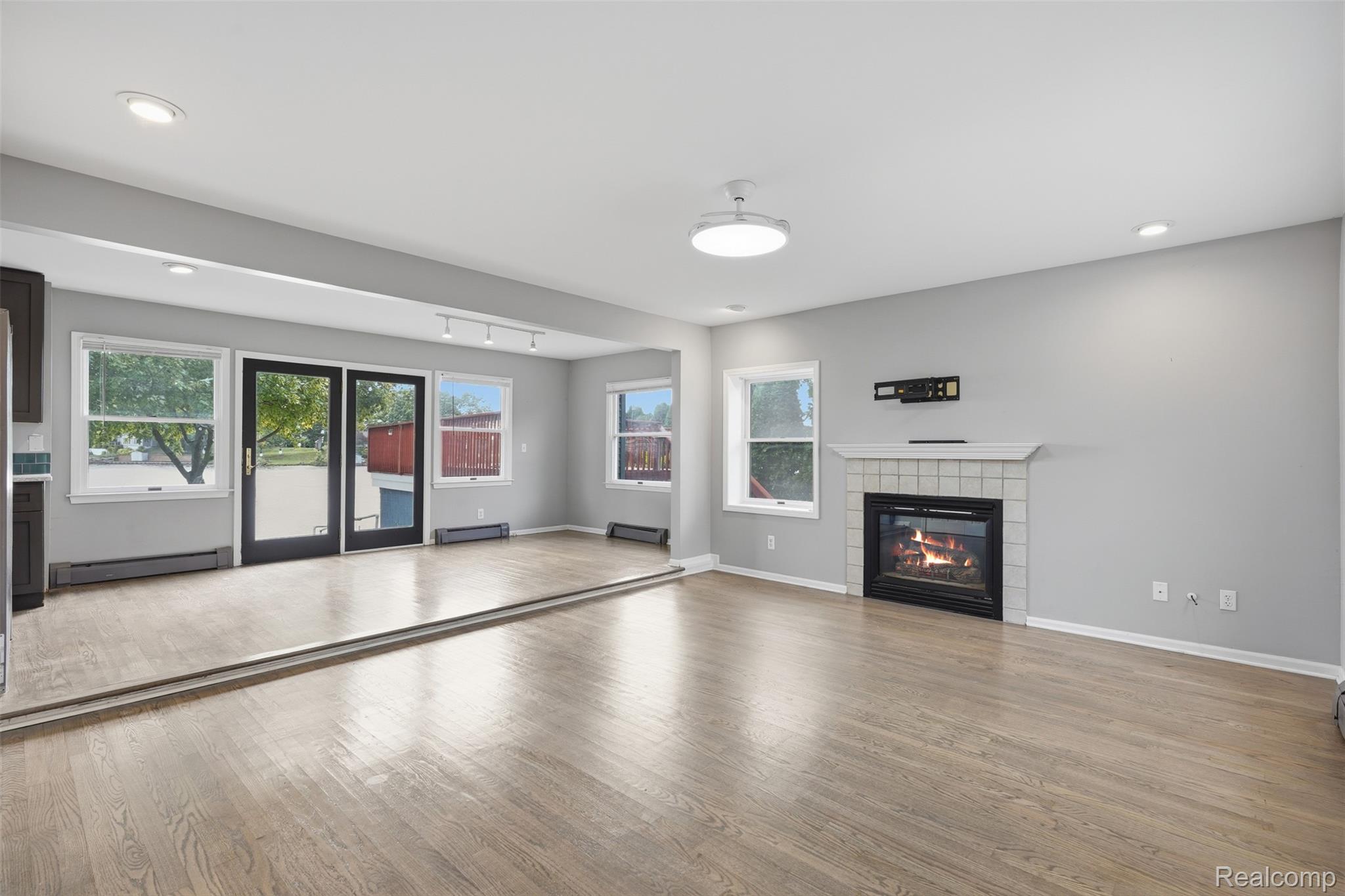 8488 Woodland Shore Drive