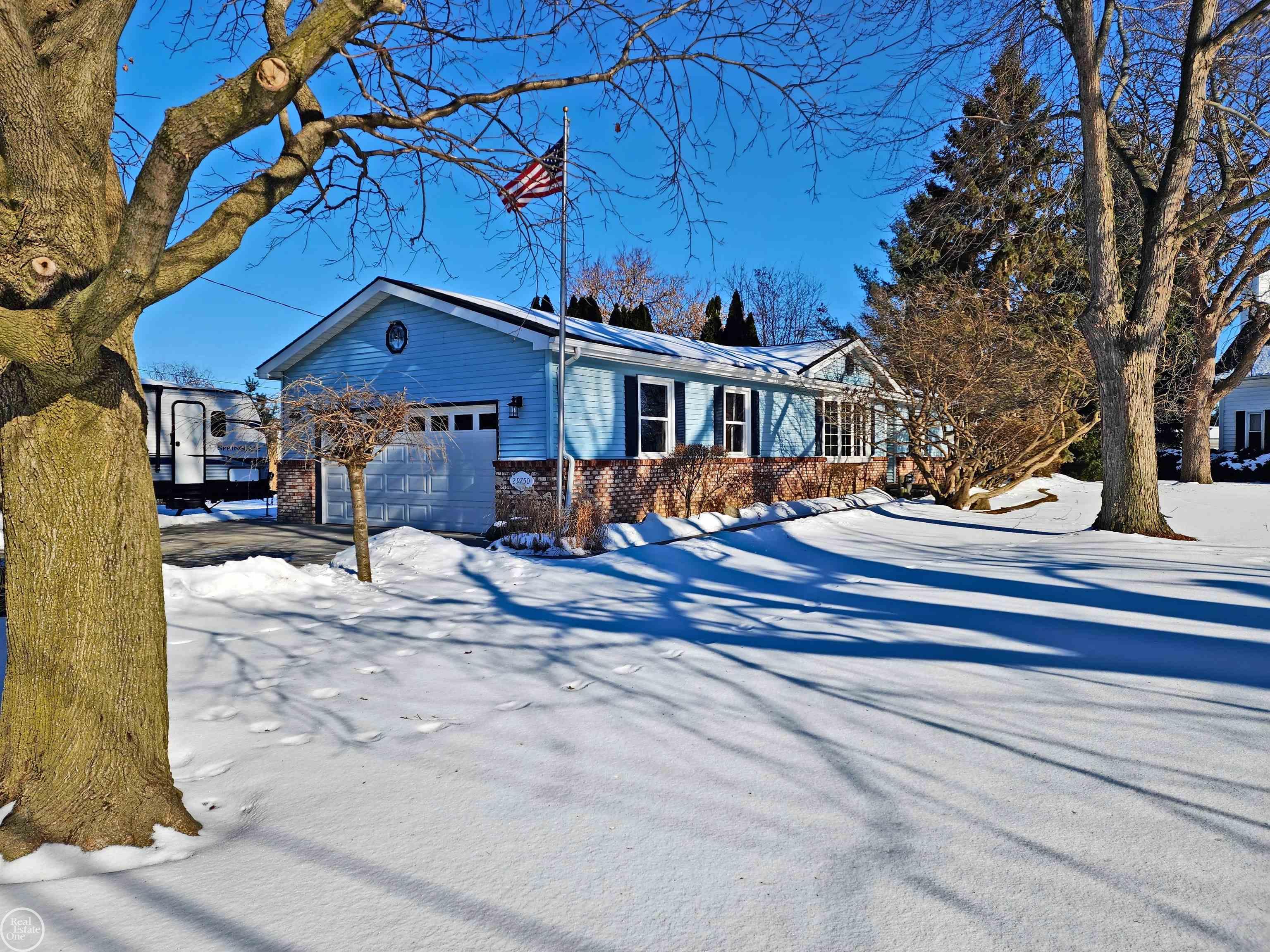 29750 Riverside Bay Drive