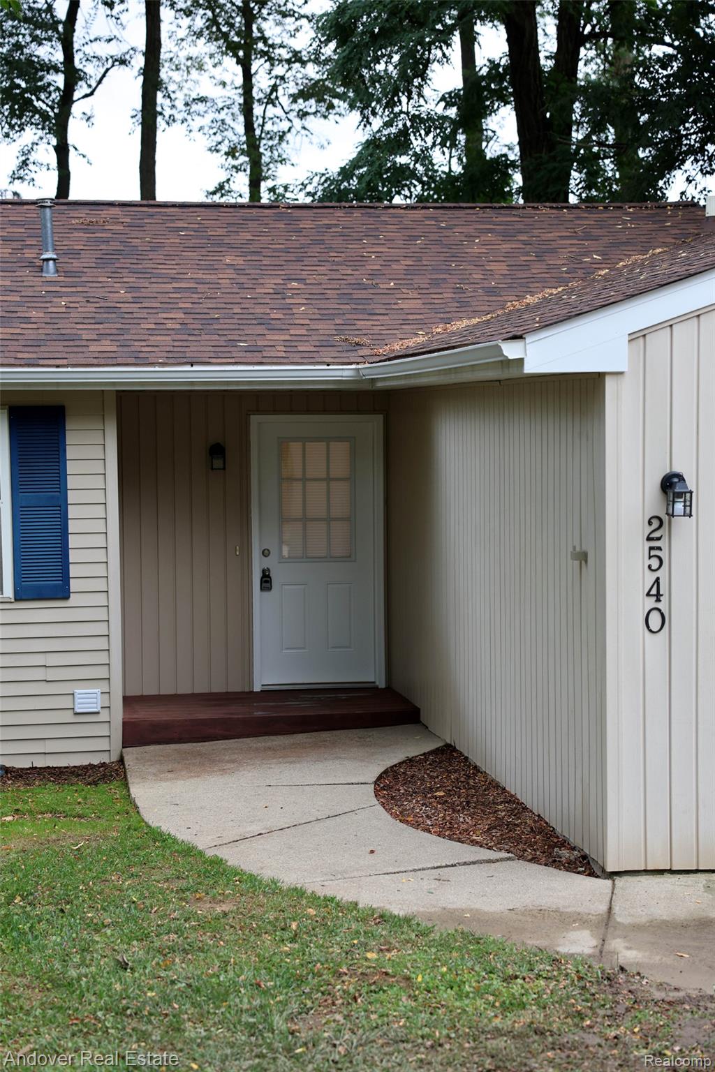 2540 Lister Drive