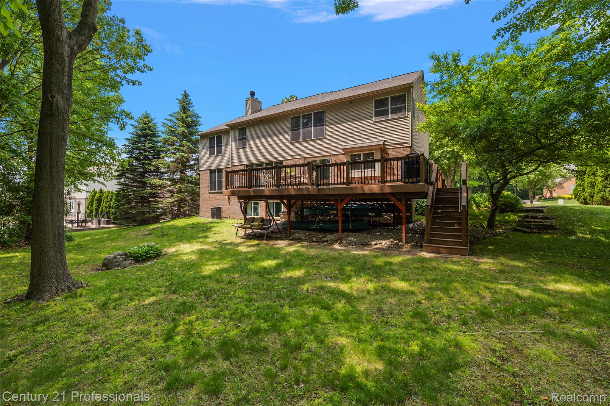 7363 Oakstone Drive